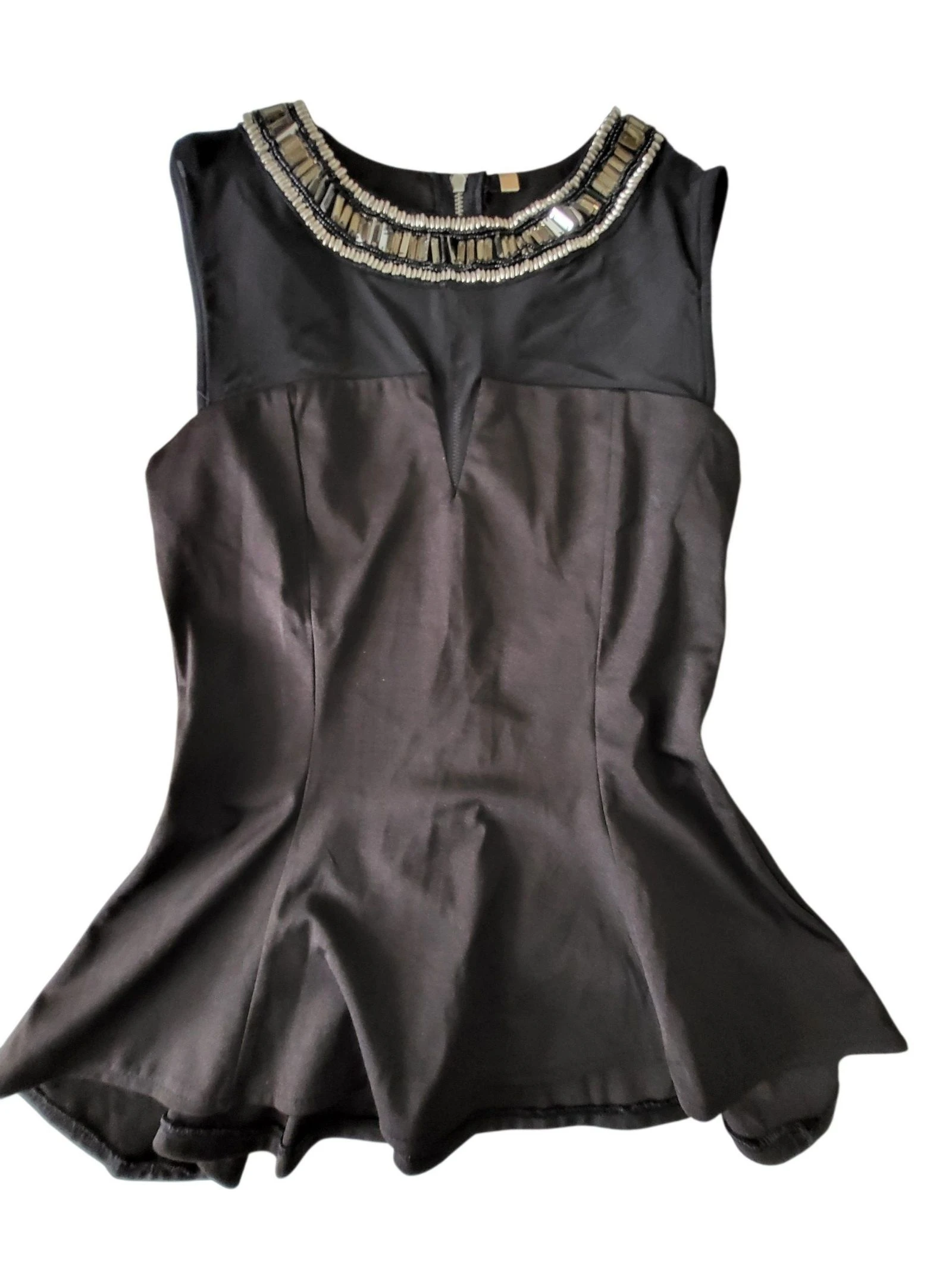 Blusa con pedrería 